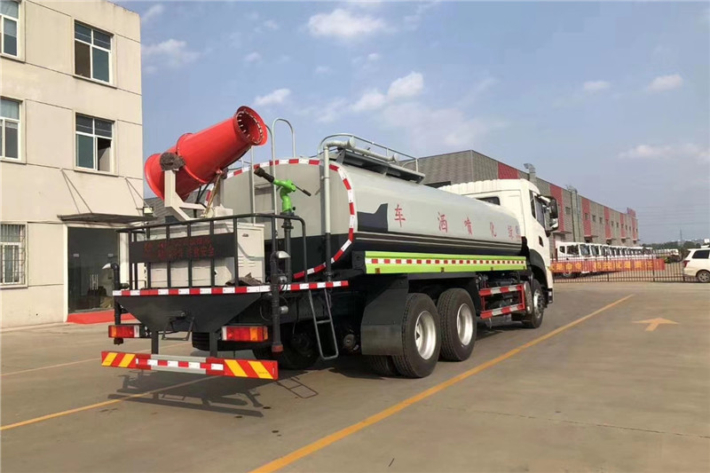 東風(fēng)天龍后八輪20噸噴霧車，國六綠化噴灑車